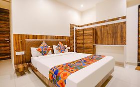 Fabhotel Silver Cloud Thane India